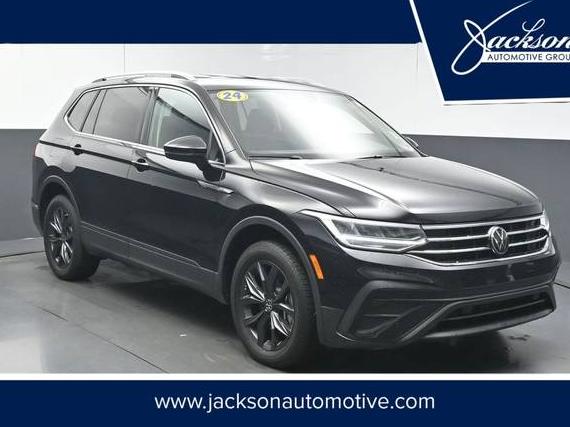 VOLKSWAGEN TIGUAN 4MOTION 2024 3VV2B7AX4RM046143 image VOLKSWAGEN TIGUAN 4MOTION 2024 3VV2B7AX4RM046143 image